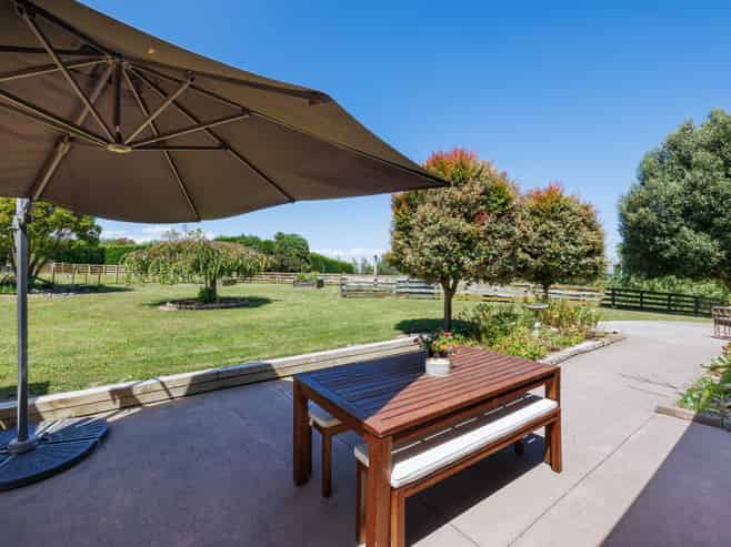 148 Watershed Road, Bunnythorpe