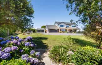 148 Watershed Road, Bunnythorpe