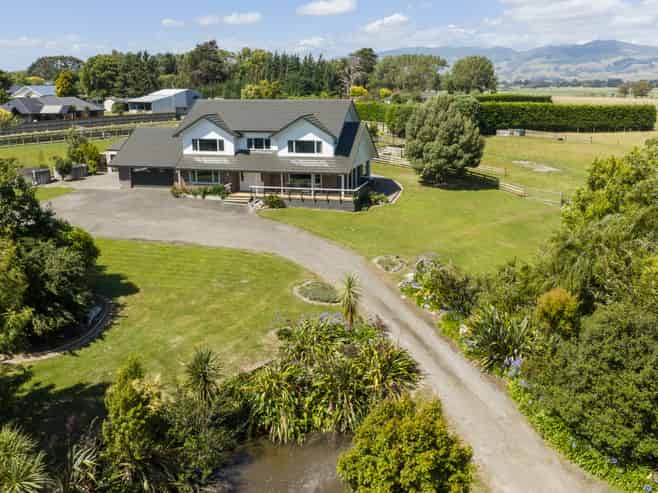 148 Watershed Road, Bunnythorpe