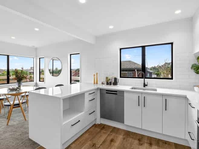 14/16 Mahara Avenue, Birkenhead