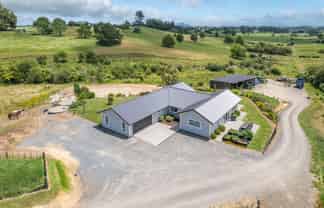 420 Parklands Road, Rotoorangi