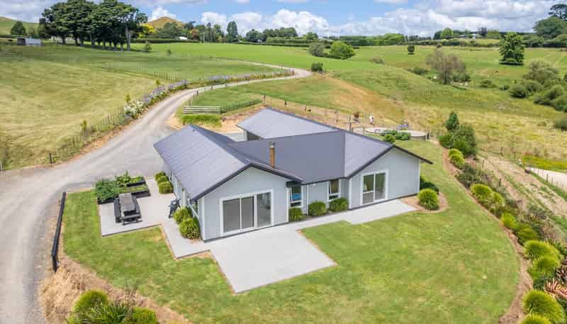 420 Parklands Road, Rotoorangi