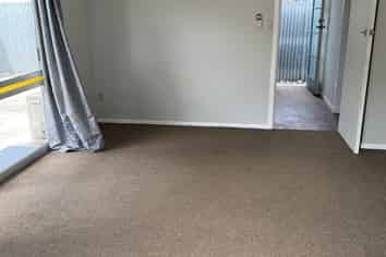 2/455 Gloucester Street, Linwood