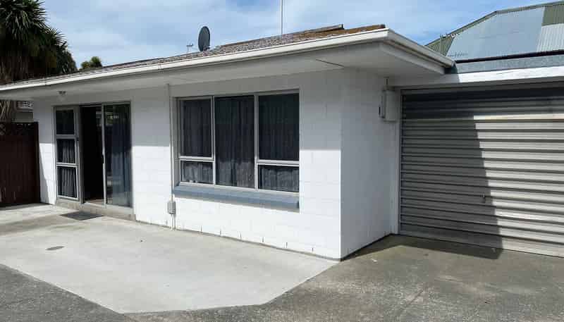 2/455 Gloucester Street, Linwood