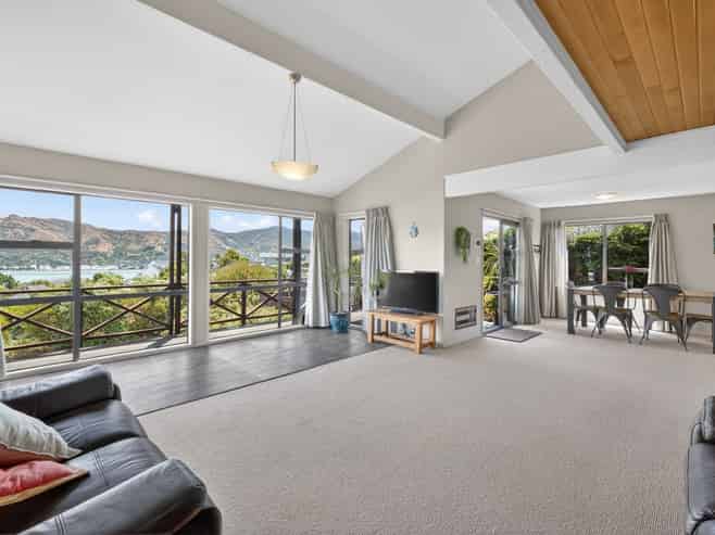 11 Emerson Crescent, Diamond Harbour