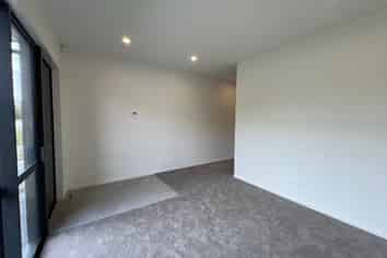 3 Ki Roto Way, Flat Bush