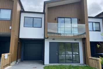 3 Ki Roto Way, Flat Bush
