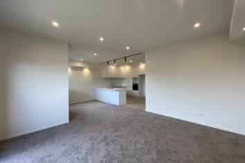 3 Ki Roto Way, Flat Bush