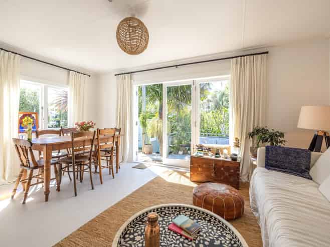 3 Miami Ave, Surfdale