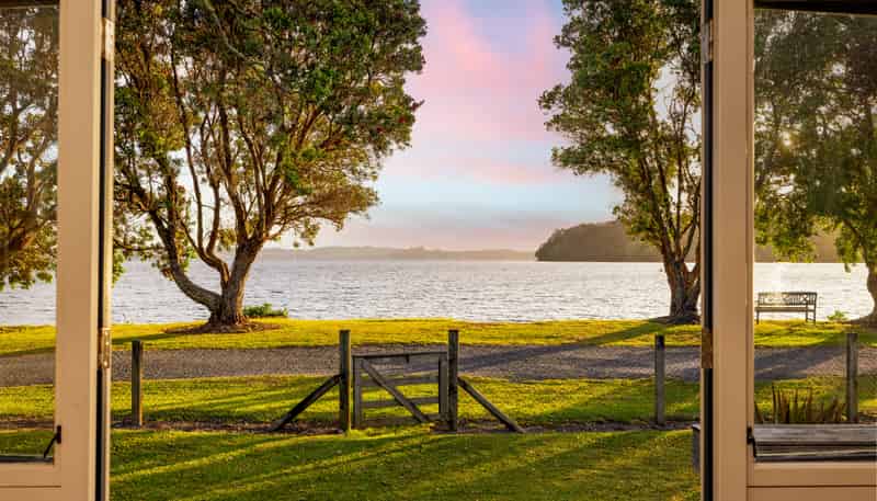 1 Campbell Road, Tawharanui Peninsula