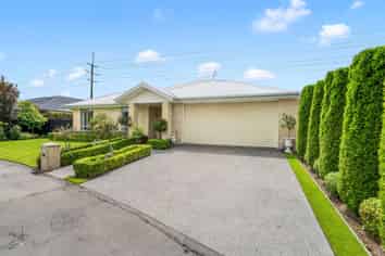 16A Dunsford Close, HALSWELL