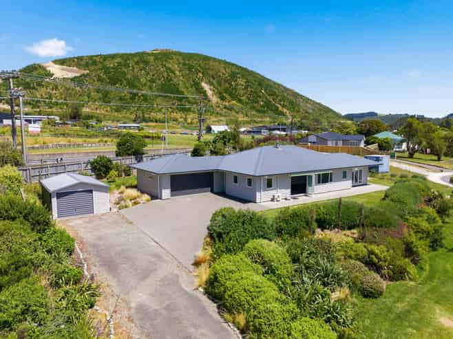 1 Te Naihi Place, Paraparaumu