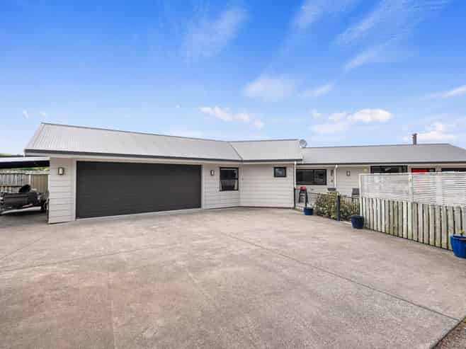 19 Glengarry Lane, Tamaterau