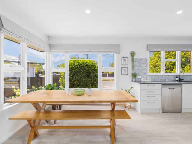 19 Lansbury Avenue, Strowan