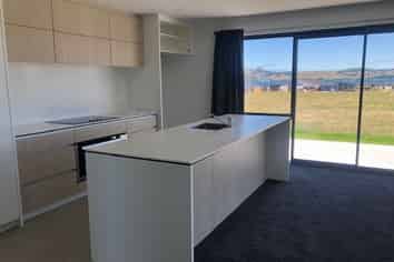 20 Maunganamu Drive, Wharewaka