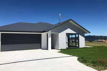 20 Maunganamu Drive, Wharewaka