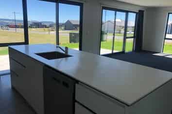 20 Maunganamu Drive, Wharewaka