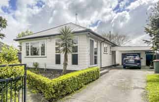 21 Battersea Place, Roslyn