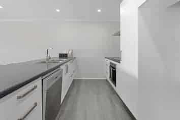 Unit 1/11 Mana Drive, Baverstock