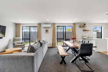 101 Eureka Street, Aranui