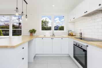 16 Thackeray Street, Trentham