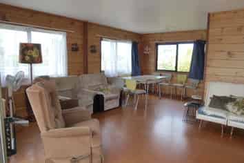 225 Mary Road, Whangamata