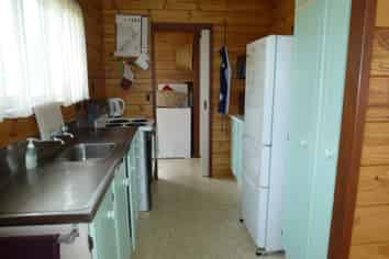 225 Mary Road, Whangamata