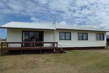 225 Mary Road, Whangamata