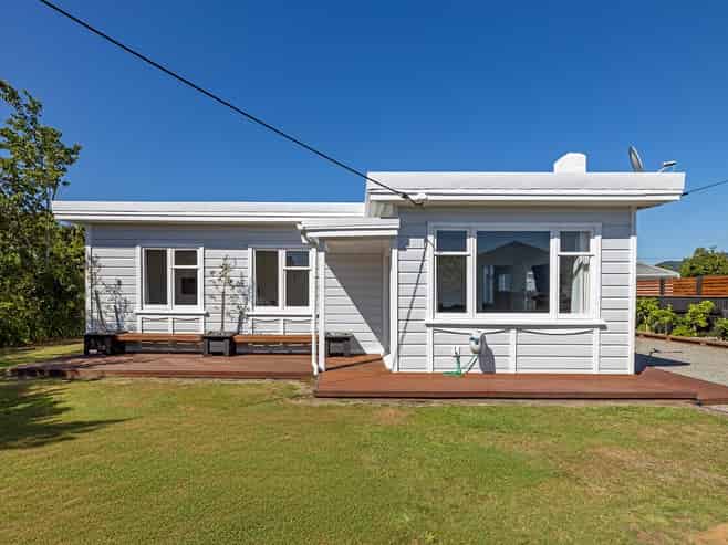 66 Revans Street, Featherston