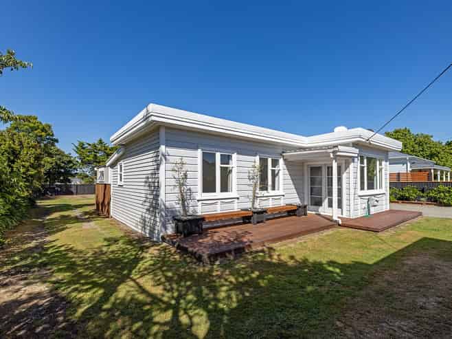 66 Revans Street, Featherston