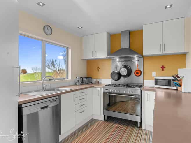 16 Nikau Lane, Maungaturoto