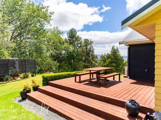 16 Nikau Lane, Maungaturoto