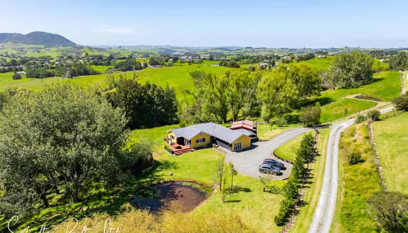 16 Nikau Lane, Maungaturoto