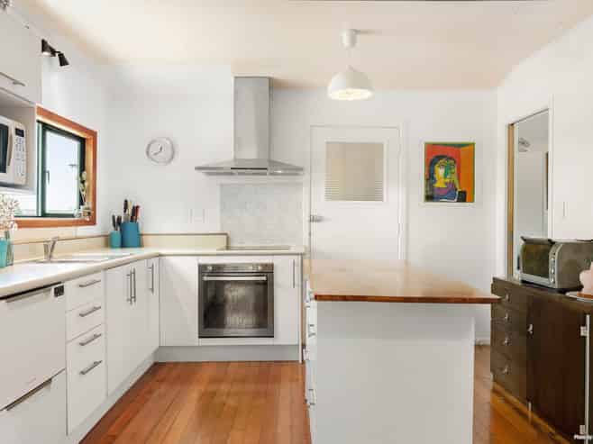 2 Duncan Road, Awhitu