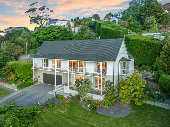 75 Whaka Terrace, Huntsbury