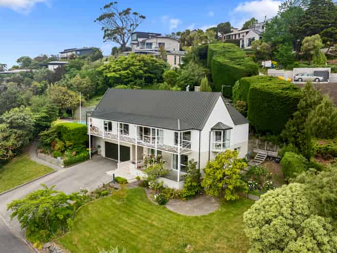 75 Whaka Terrace, Huntsbury