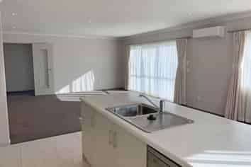 63 Staithes Drive North, Whitby