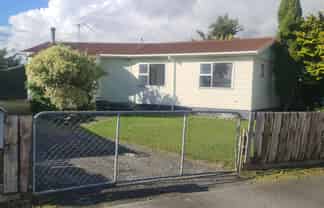 3 Stirling Street, Levin