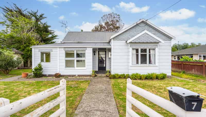 7 Churchill Street, Pahiatua