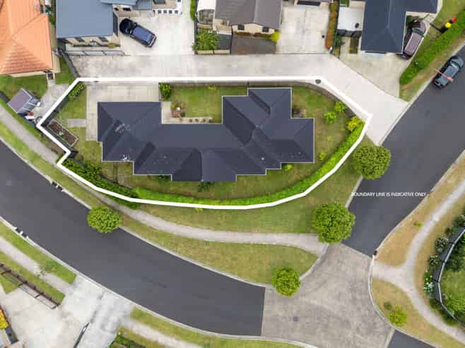 12 Stan Heather Drive, Glenview