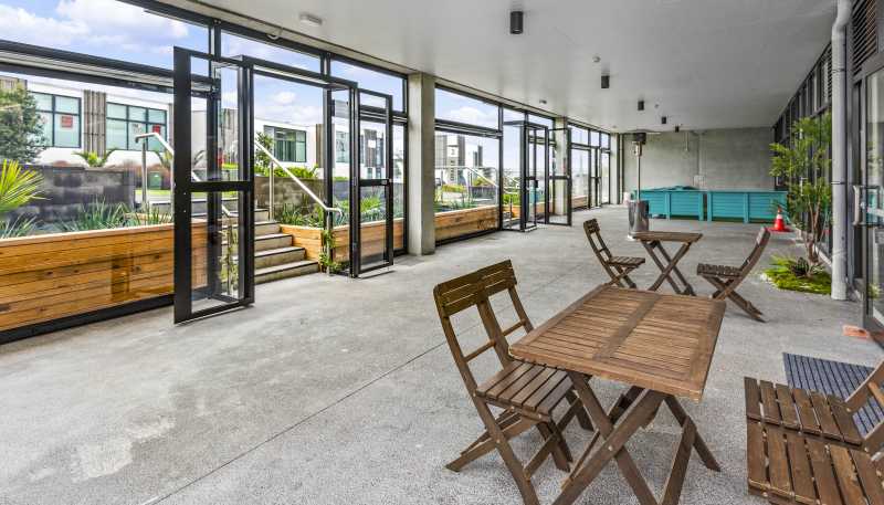 3/8 Oracle Drive, Albany