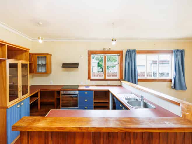 33 Kingswood Street, Takaro