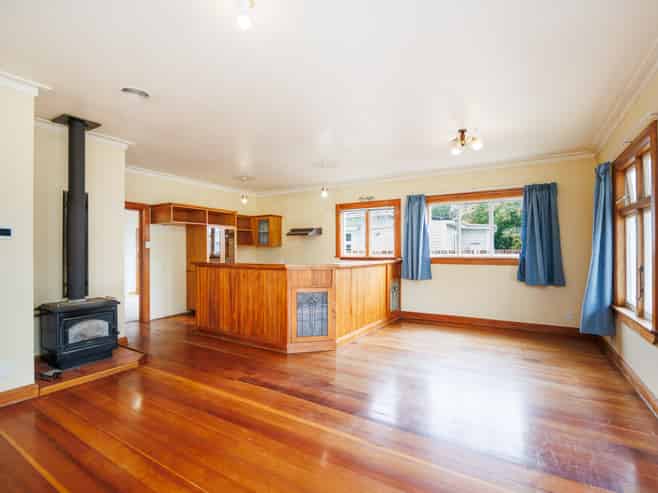 33 Kingswood Street, Takaro