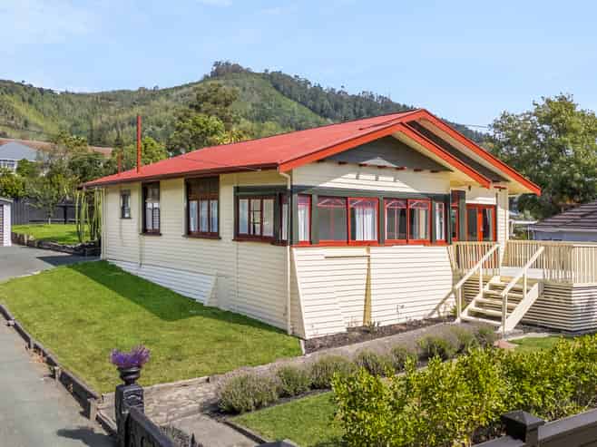 35 Tipahi Street, Nelson South