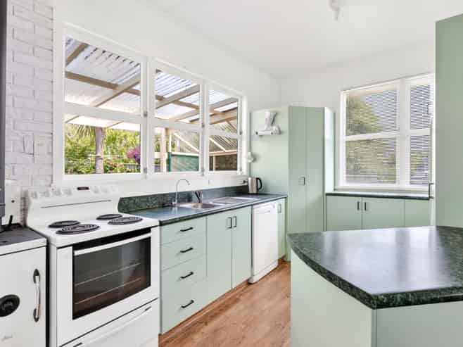 35 Tipahi Street, Nelson South