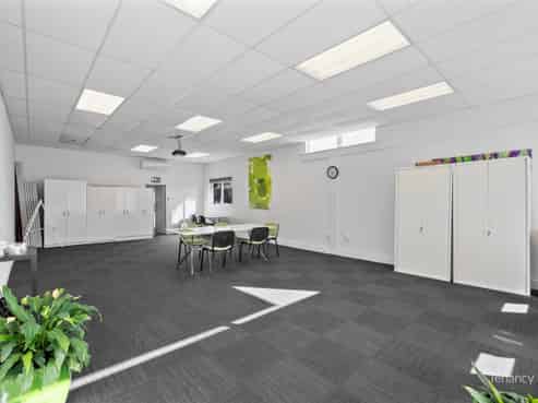 High Profile Waimea Road Tenancy with Parking