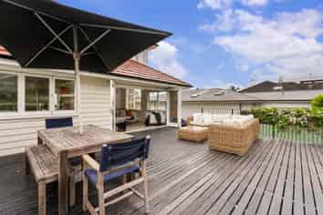 28 Glen Atkinson Street, St Heliers