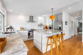 28 Glen Atkinson Street, St Heliers