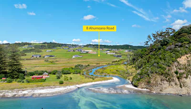 8 Ahumoana Road, Okura Bush