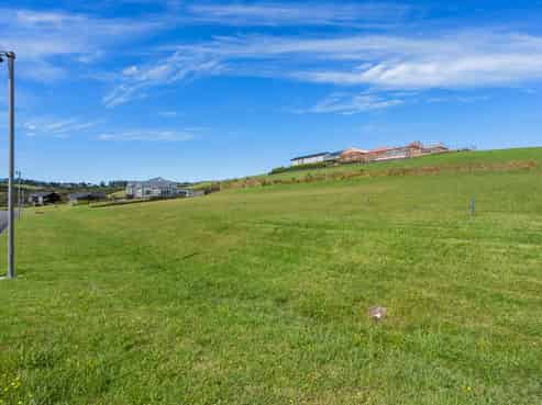 8 Ahumoana Road, Okura Bush